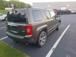 Jeep Patriot 2016 4x4 Latitude SUV de 4 puertas