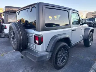 Jeep Wrangler 2024 4x4 Sport 2dr SUV