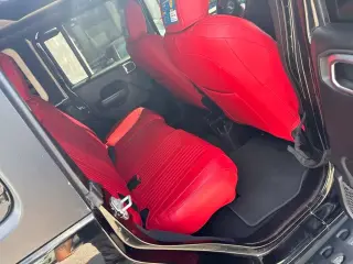 Jeep Wrangler Unlimited 2019 4x4 Sport SUV de 4 puertas
