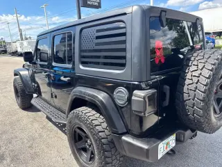 Jeep Wrangler Unlimited 2019 4x4 Sport SUV de 4 puertas