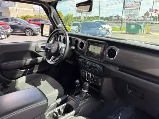 Jeep Wrangler Unlimited 2022 4x4 Sahara SUV 4 puertas