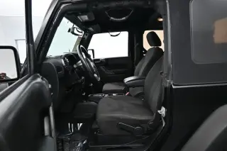 Jeep Wrangler 2017 4x4 Sport 2dr SUV