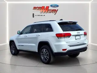 Jeep Grand Cherokee 2019 4x4 Laredo 4dr SUV