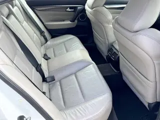 Acura TL 2012 SH-AWD Sedán 4 puertas 6A con Paquete de Tecnología
