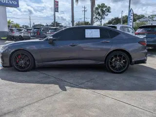 Acura TLX 2023 SH-AWD Type S 4dr Sedan con Paquete de Rueda y Neumático de Alto rendimiento