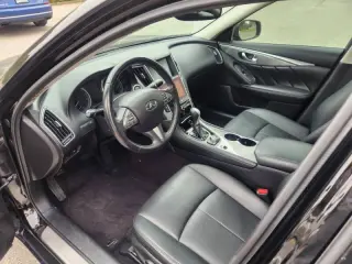 Infiniti Q50 2016