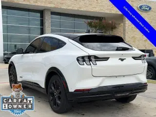 Ford Mustang Mach-E 2023 Premium 4dr SUV