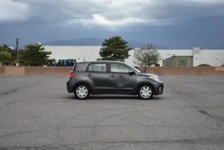 Scion xD 2010 5p HB Man (Nac)