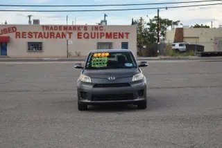 Scion xD 2010 5p HB Man (Nac)