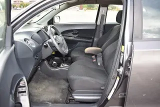 Scion xD 2010 5p HB Man (Nac)