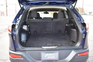 Jeep Cherokee 4WD 4dr Sport 2015