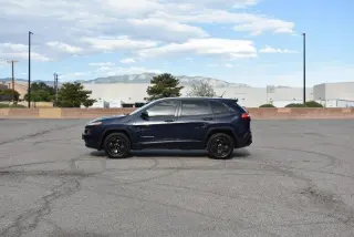Jeep Cherokee 4WD 4dr Sport 2015