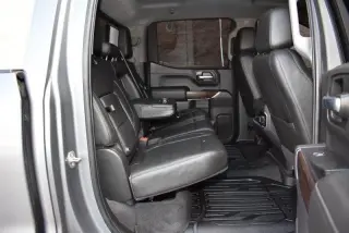 GMC Sierra 1500 4WD Crew Cab 147" SLT 2020