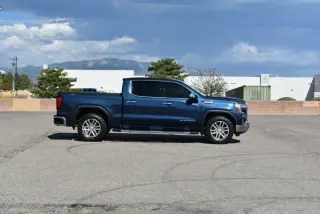 Sierra 1500 4WD Crew Cab 147" SLT de GMC 2020