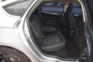 2020 Ford Fusion SE Tracción Delantera