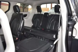 Chrysler Pacifica Touring L Tracción delantera 2020