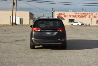 Chrysler Pacifica Touring L Tracción delantera 2020