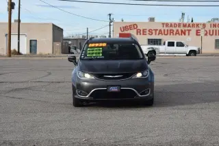 Chrysler Pacifica Touring L Tracción delantera 2020