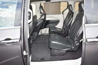 Chrysler Pacifica Touring L Tracción delantera 2020