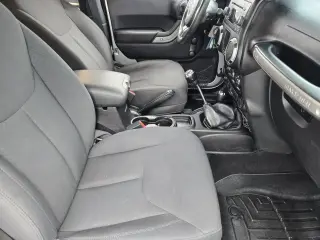 Jeep Wrangler 2015 4x4 Sport 2dr SUV