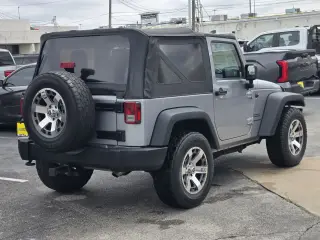 Jeep Wrangler 2015 4x4 Sport 2dr SUV