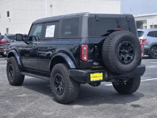 Ford Bronco 2022 4x4 Base Advanced 4dr SUV