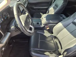 Ford Expedition 2022 4x2 XLT 4dr SUV