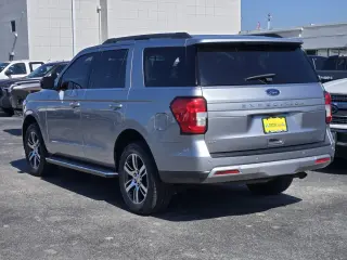 Ford Expedition 2022 4x2 XLT 4dr SUV