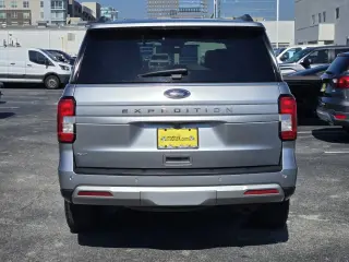 Ford Expedition 2022 4x2 XLT 4dr SUV