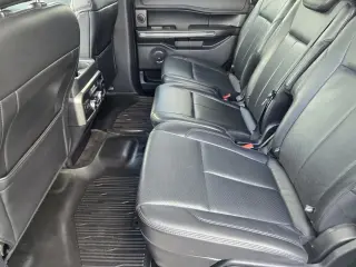 Ford Expedition 2018 4x2 XLT 4dr SUV
