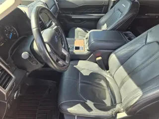 Ford Expedition 2019 4x2 Platinum 4dr SUV