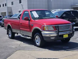 Ford F-150 2000 2dr XLT 4WD Standard Cab LB