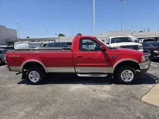 Ford F-150 2000 2dr XLT 4WD Standard Cab LB