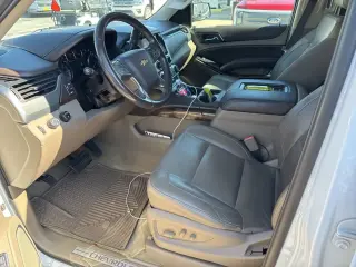 Chevrolet Suburban 2017 4x4 LT 4dr SUV