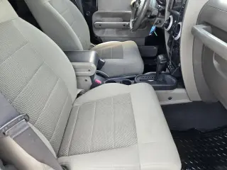 Jeep Wrangler Unlimited 2008 4x4 Sahara 4dr SUV