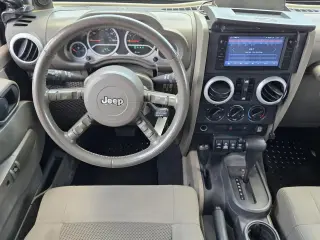 Jeep Wrangler Unlimited 2008 4x4 Sahara 4dr SUV