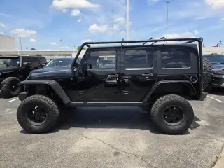 Jeep Wrangler Unlimited 2008 4x4 Sahara 4dr SUV