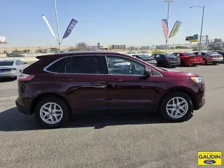 Ford Edge 2022 AWD SEL 4dr Crossover