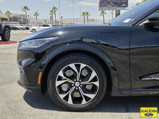Ford Mustang Mach-E 2023 AWD Premium 4dr SUV