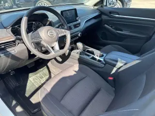 Nissan Altima 2023 2.5 SV 4dr Sedan