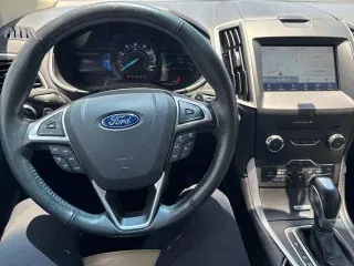 Ford Edge 2017 SEL 4dr Crossover