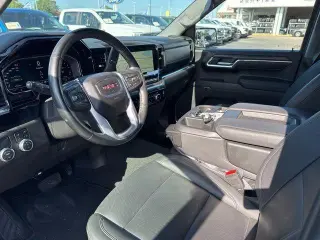 GMC Sierra 1500 2025 4x2 SLT 4dr Crew Cab 5.8 ft. SB