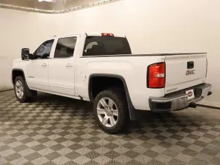 GMC Sierra 1500 2017 4x4 SLE 4dr Crew Cab 5.8 ft. SB