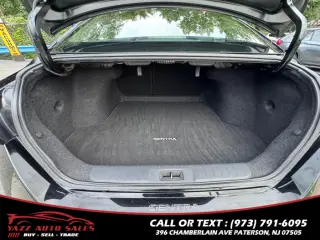 2022 Nissan Sentra SR CVT