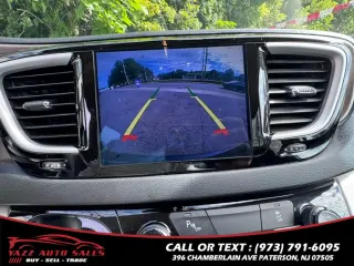 2017 Chrysler Pacifica Touring FWD