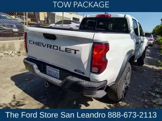 Chevrolet Colorado 2023 4x4 Trail Boss 4dr Crew Cab 5 ft. SB