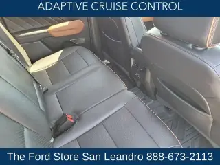 GMC Canyon 2023 4x4 AT4 4dr Crew Cab 5 ft. SB