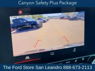 GMC Canyon 2023 4x4 AT4 4dr Crew Cab 5 ft. SB