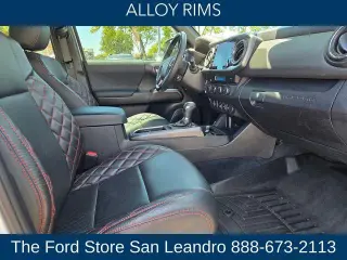 Toyota Tacoma 2021 4x4 TRD Pro 4dr Double Cab 5.0 ft SB 6M