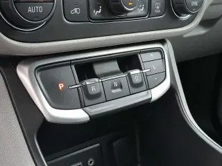 GMC Terrain 2022 AWD SLE 4dr SUV